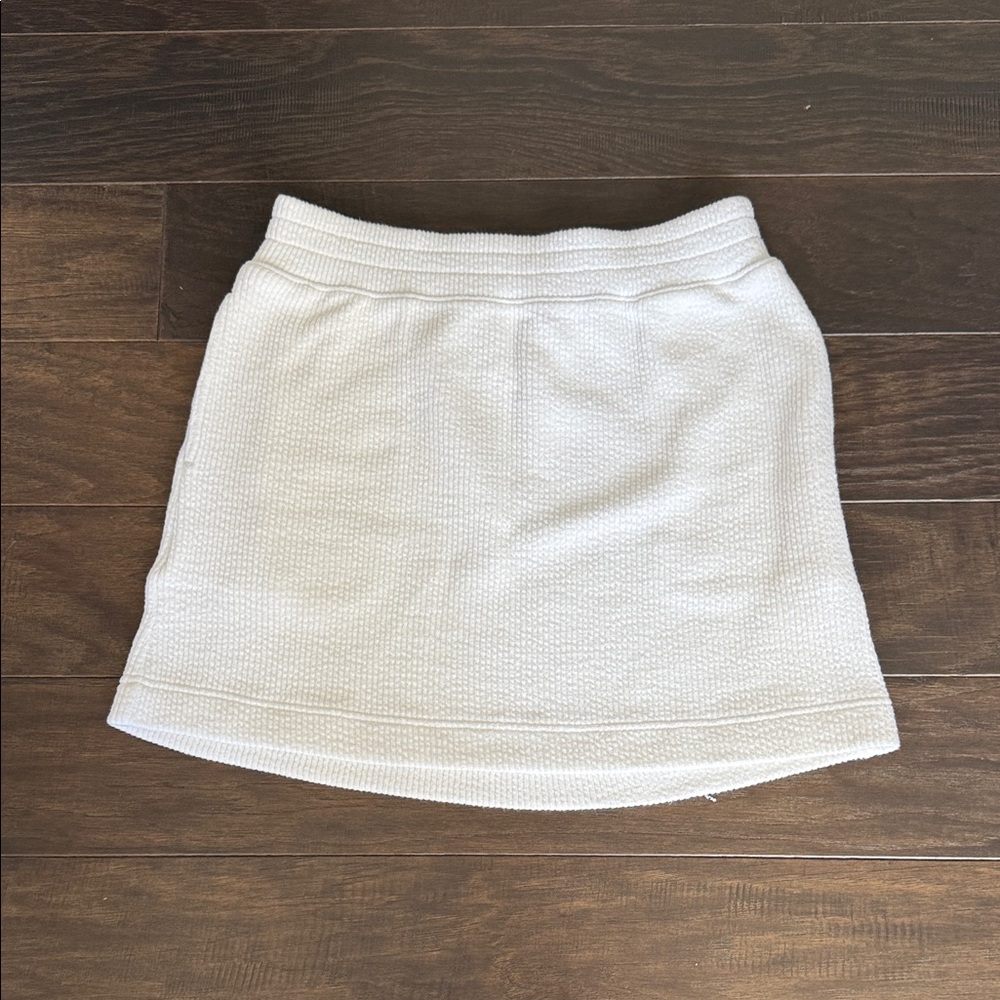 Comfy White Knit Women's Skirt